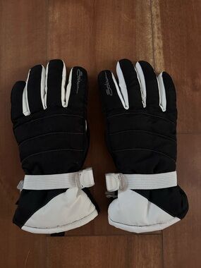 Seirus Innovatio Black and White Women's Ski Gloves